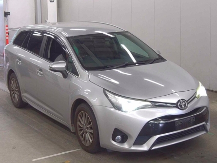 TOYOTA AVENSIS STATION WAGON