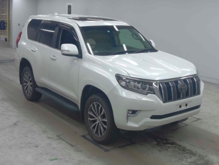 TOYOTA LAND CRUISER PRADO.