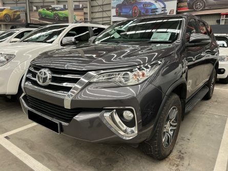 TOYOTA FORTUNER