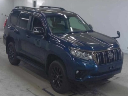 TOYOTA LAND CRUISER PRADO.