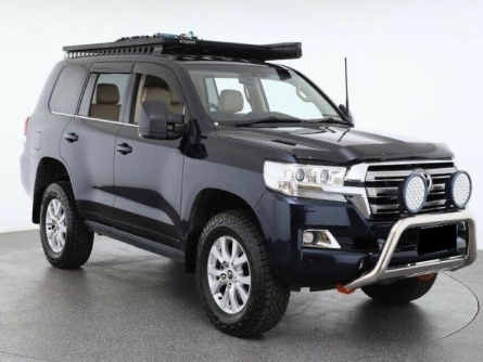 TOYOTA LAND CRUISER V8