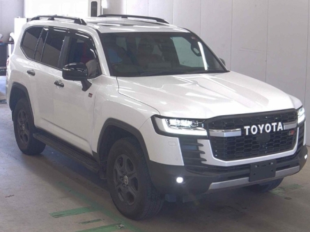 TOYOTA LAND CRUISER V6 LC300 TWIN TURBO