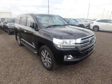 TOYOTA LAND CRUISER V8 ZX 